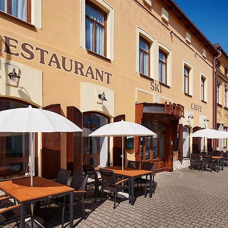 Ski Hotel Svoboda nad Úpou エクステリア 写真